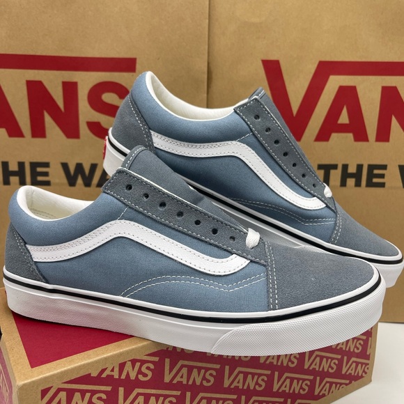 Vans WMNS Old Skool
Color Theory Stormy Weather
VN000D9YRV2 Sneakers s - Picture 7 of 16